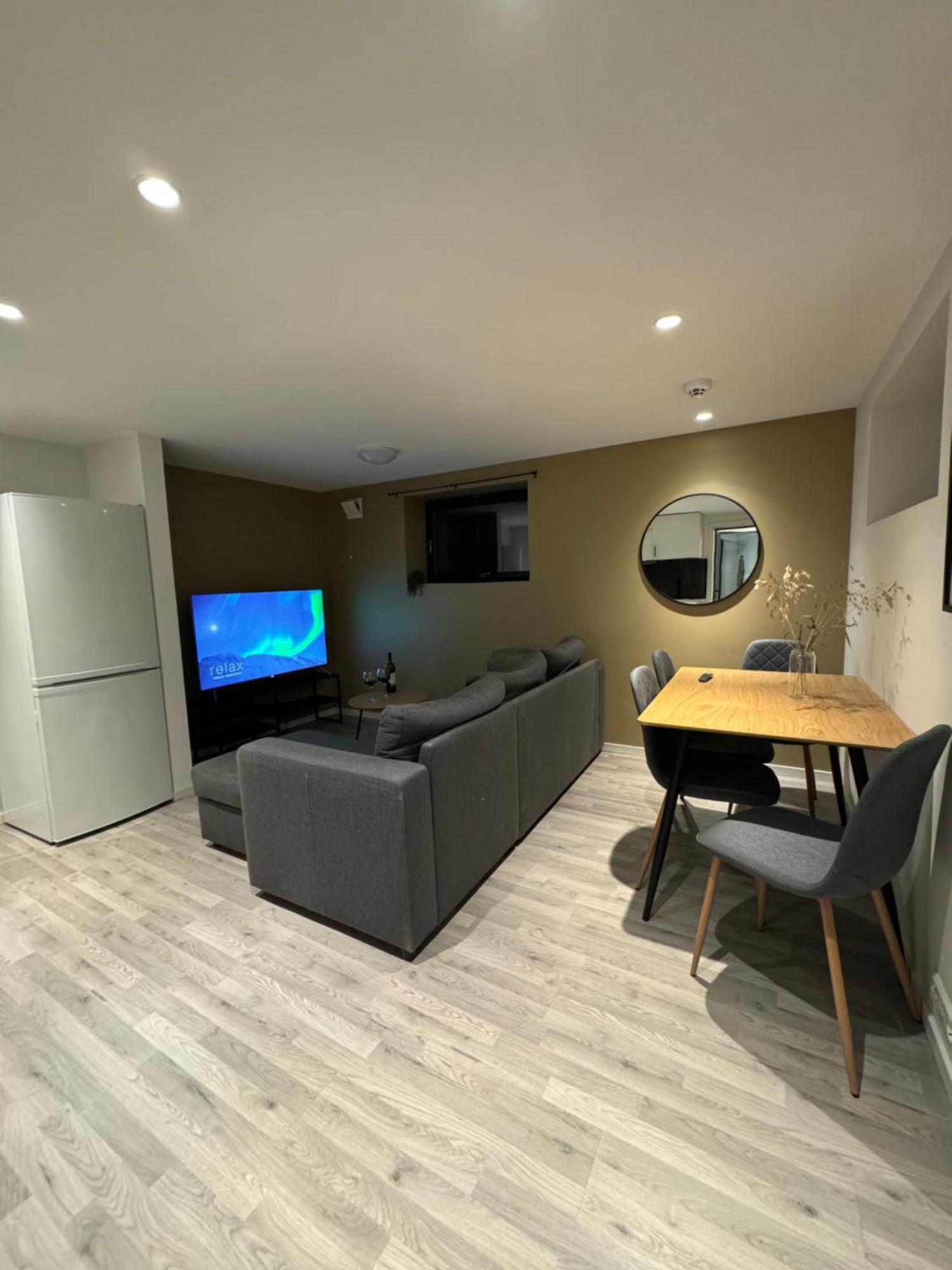 Aurora Polaris Apartment - 750M From Citycenter - Free Parking Tromso Exterior photo
